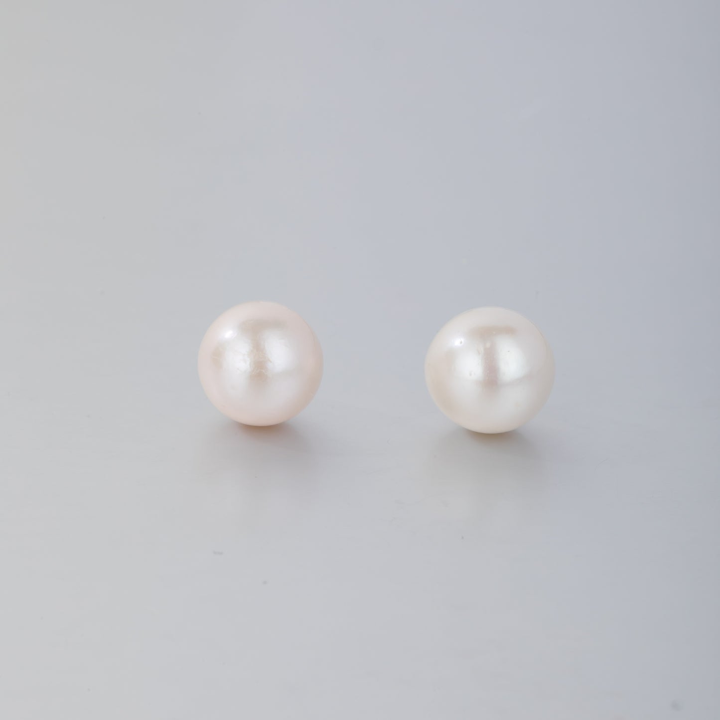 STELLA MARGARITA elegant white pearl earrings for women with classic round design