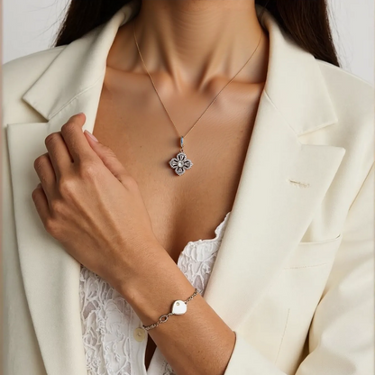 Diamond Clover Pearl Necklace