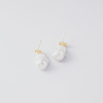 STELLA MARGARITA baroque freshwater pearl earrings with gold accents on white background